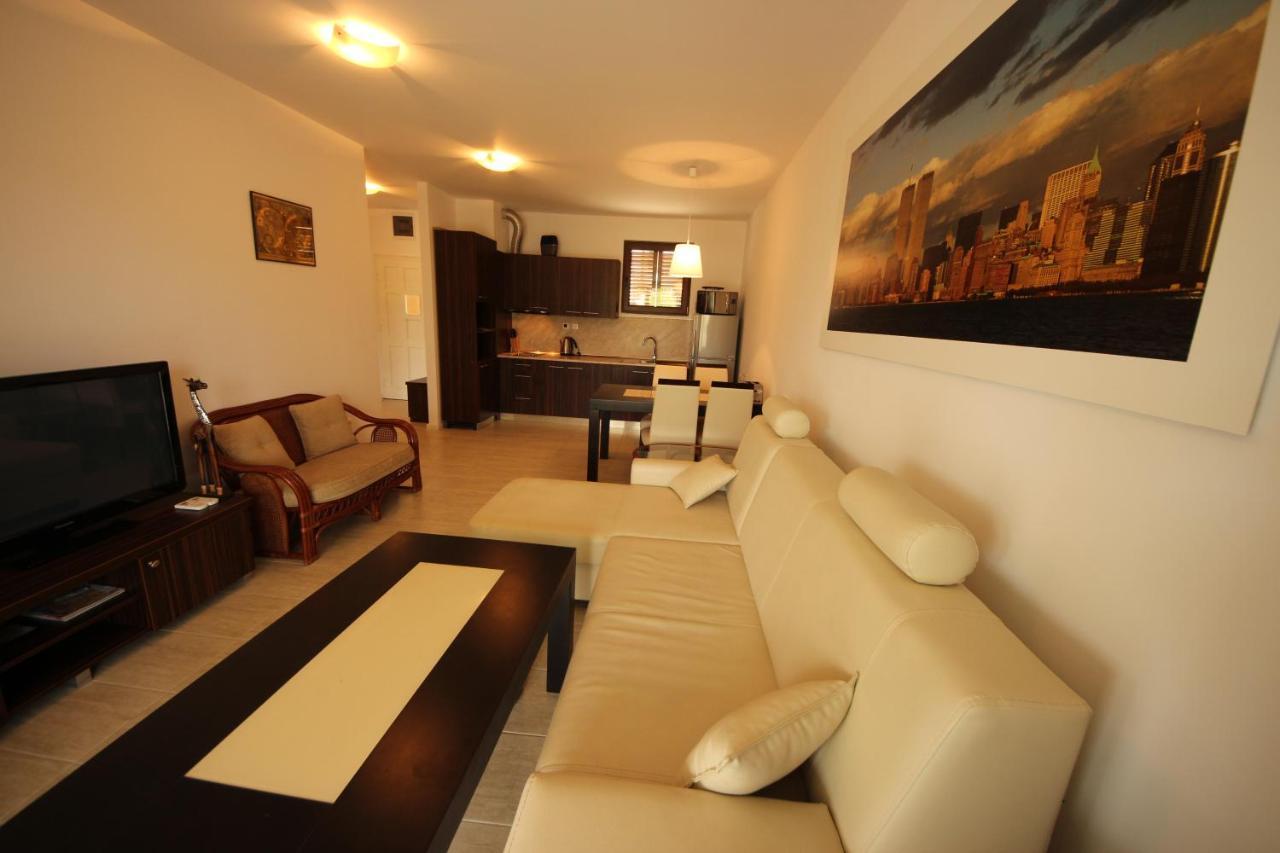 Menada Kavaci Sozopol Apartments Szoba fotó
