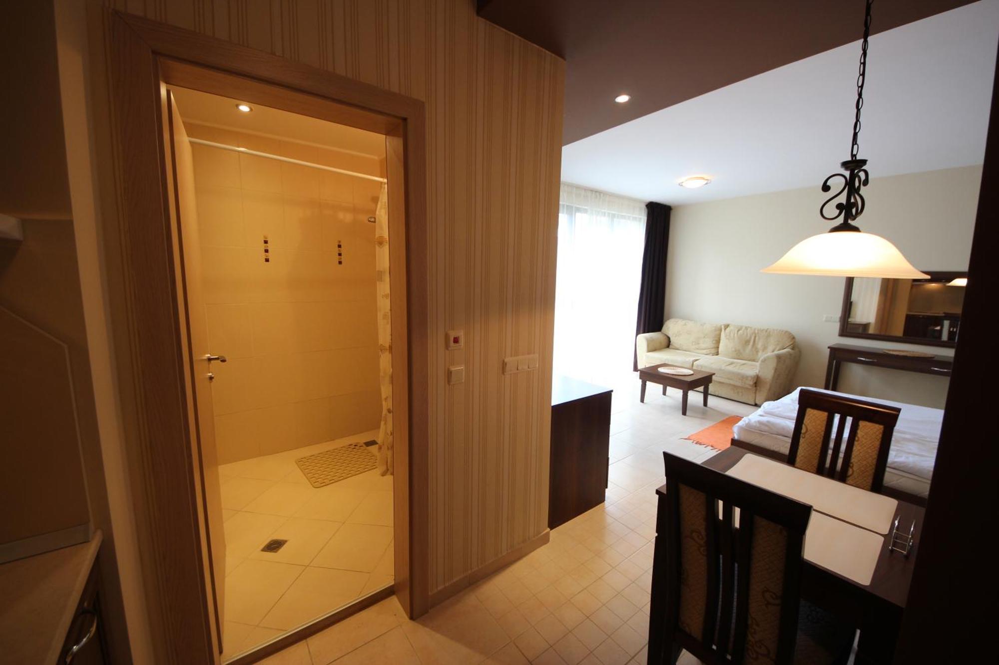 Menada Kavaci Sozopol Apartments Szoba fotó