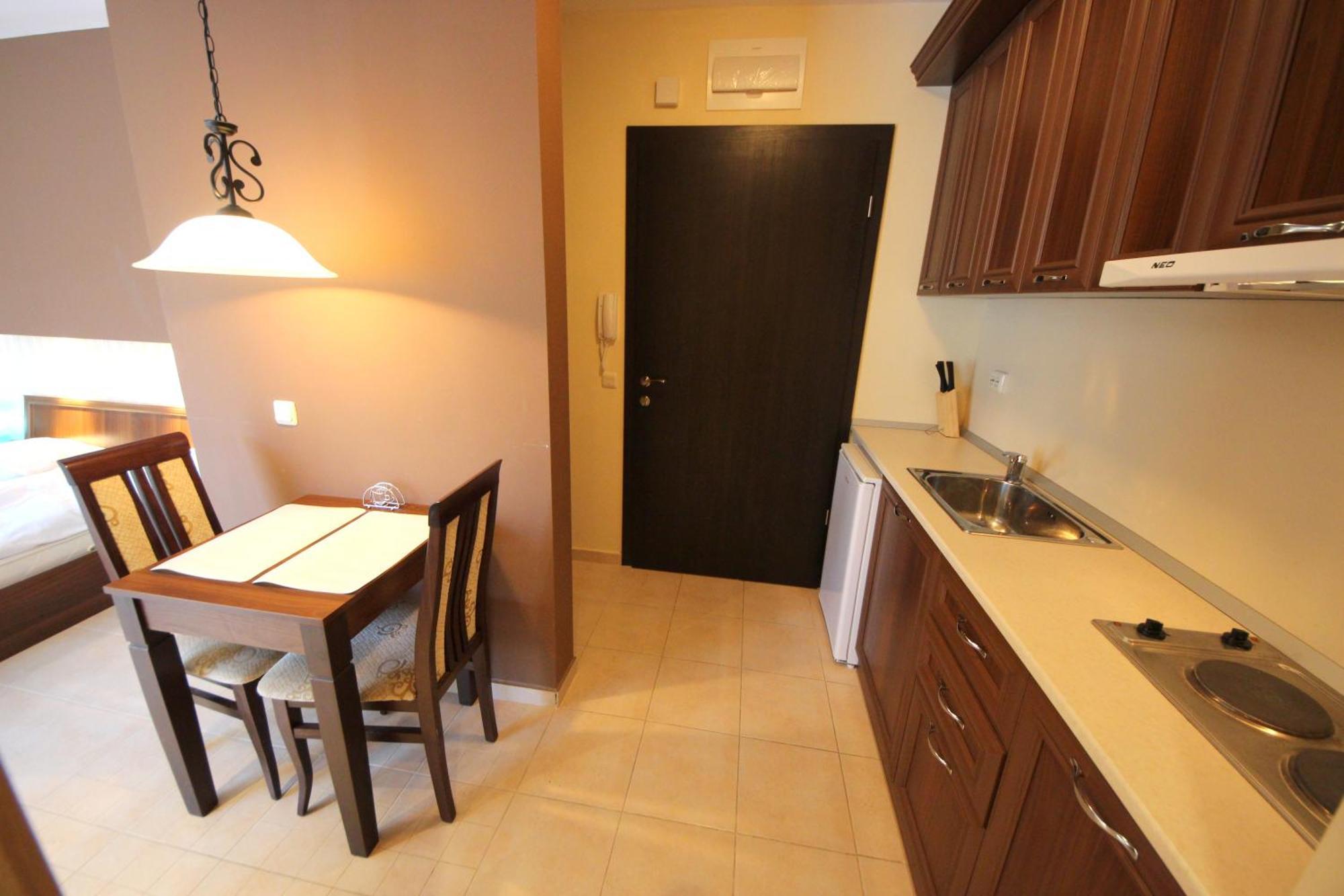 Menada Kavaci Sozopol Apartments Szoba fotó
